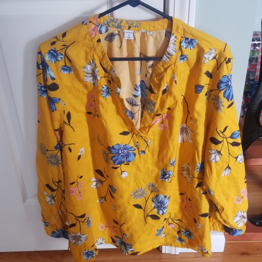 Old navy top